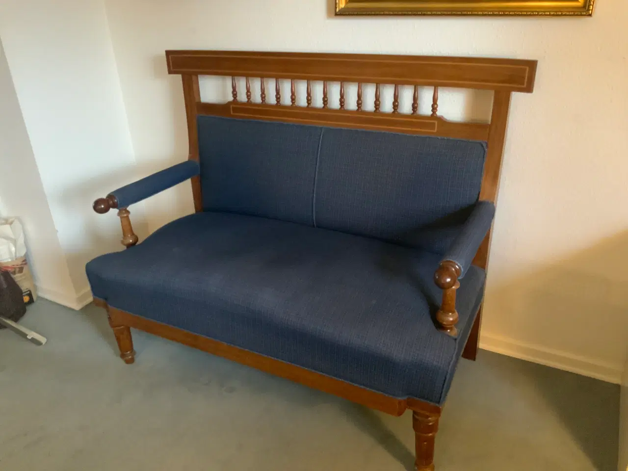 Billede 1 - Ældre sofa