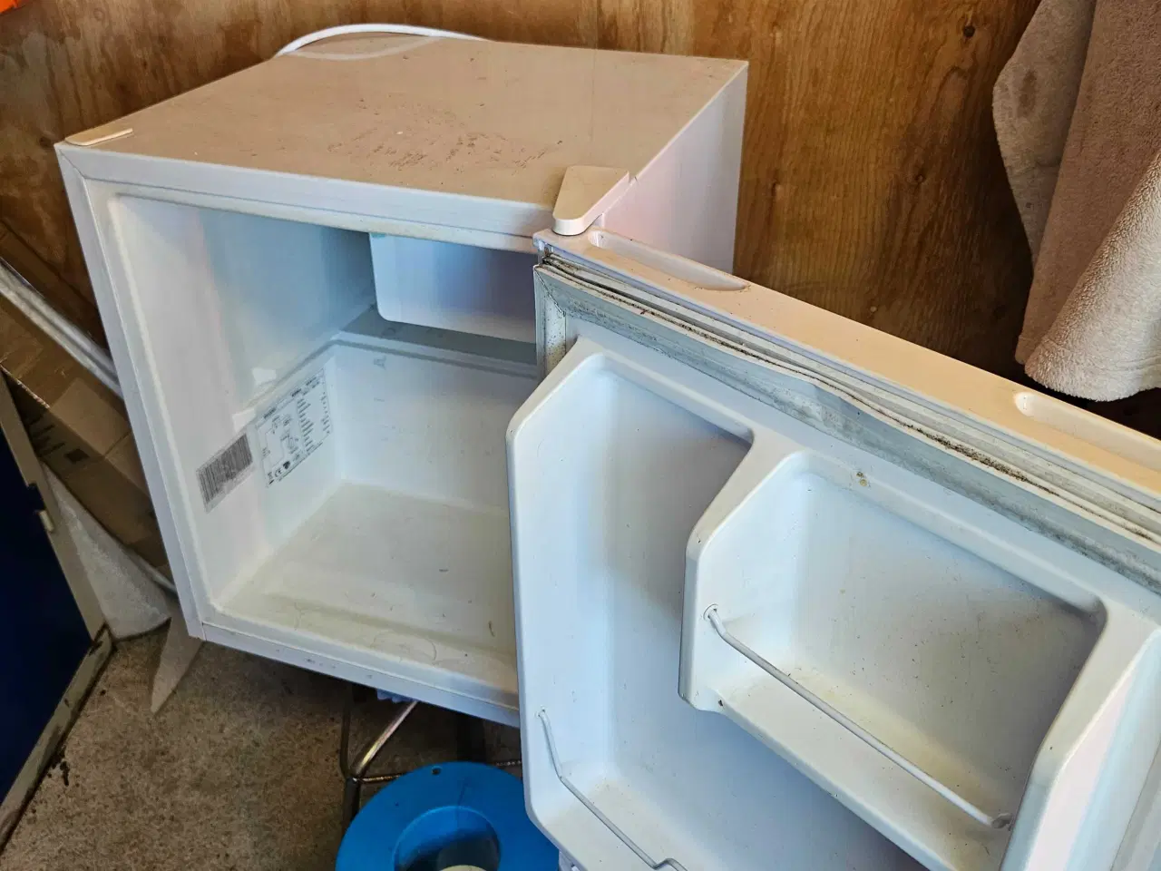 Billede 1 - Køleskab lille