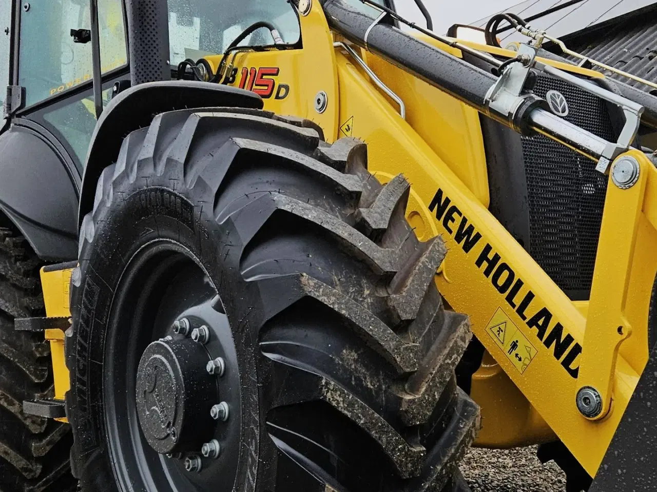 Billede 10 - New Holland B115D / FABRIKSNY - 2025 / teleskoparm / multifunktionsskovl