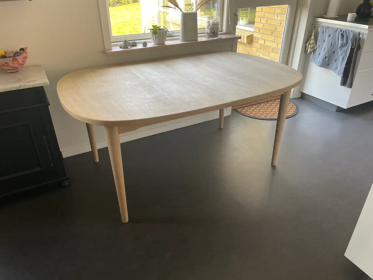 Billede 4 - Spisebord massiv eg