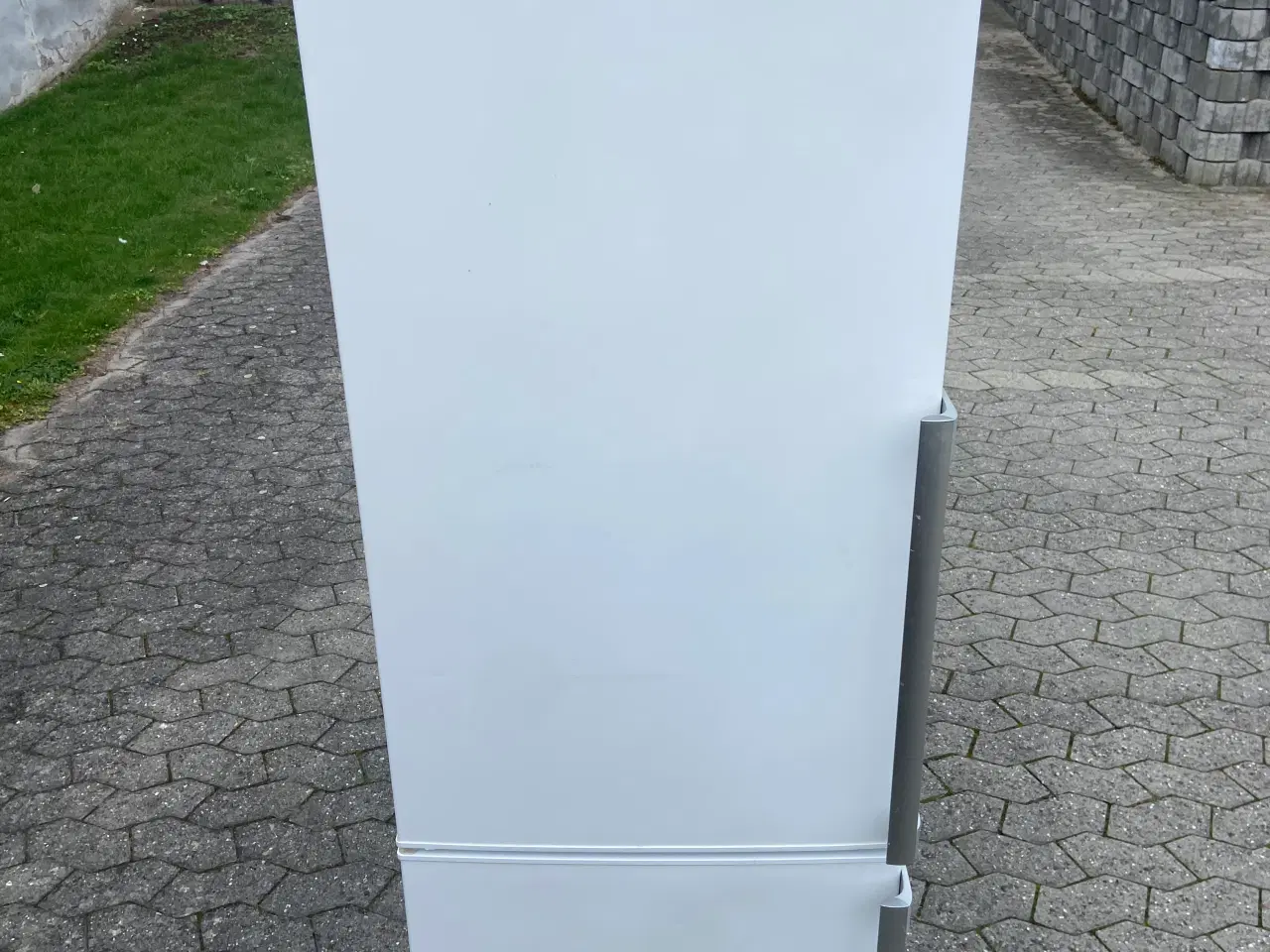 Billede 1 - Køle/fryseskab