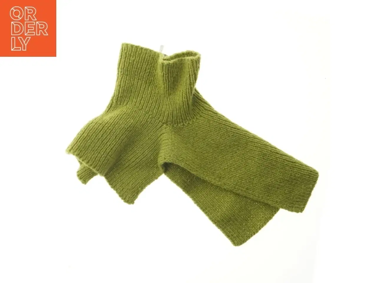 Billede 2 - Grøn strikket halsvarmer (str. Hals. ø. 22 cm)