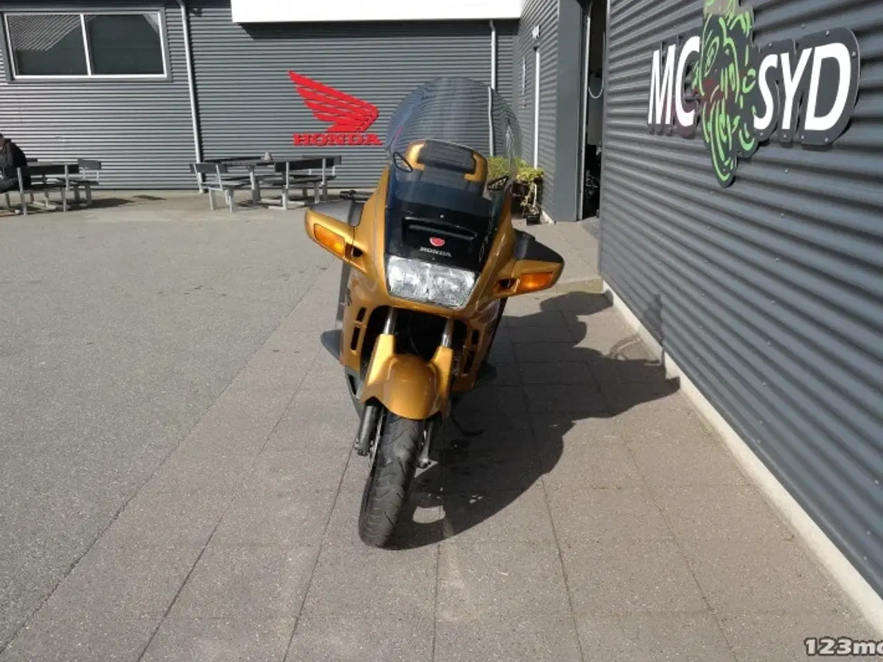 Billede 14 - Honda ST 1100 Pan European MC-SYD       BYTTER GERNE