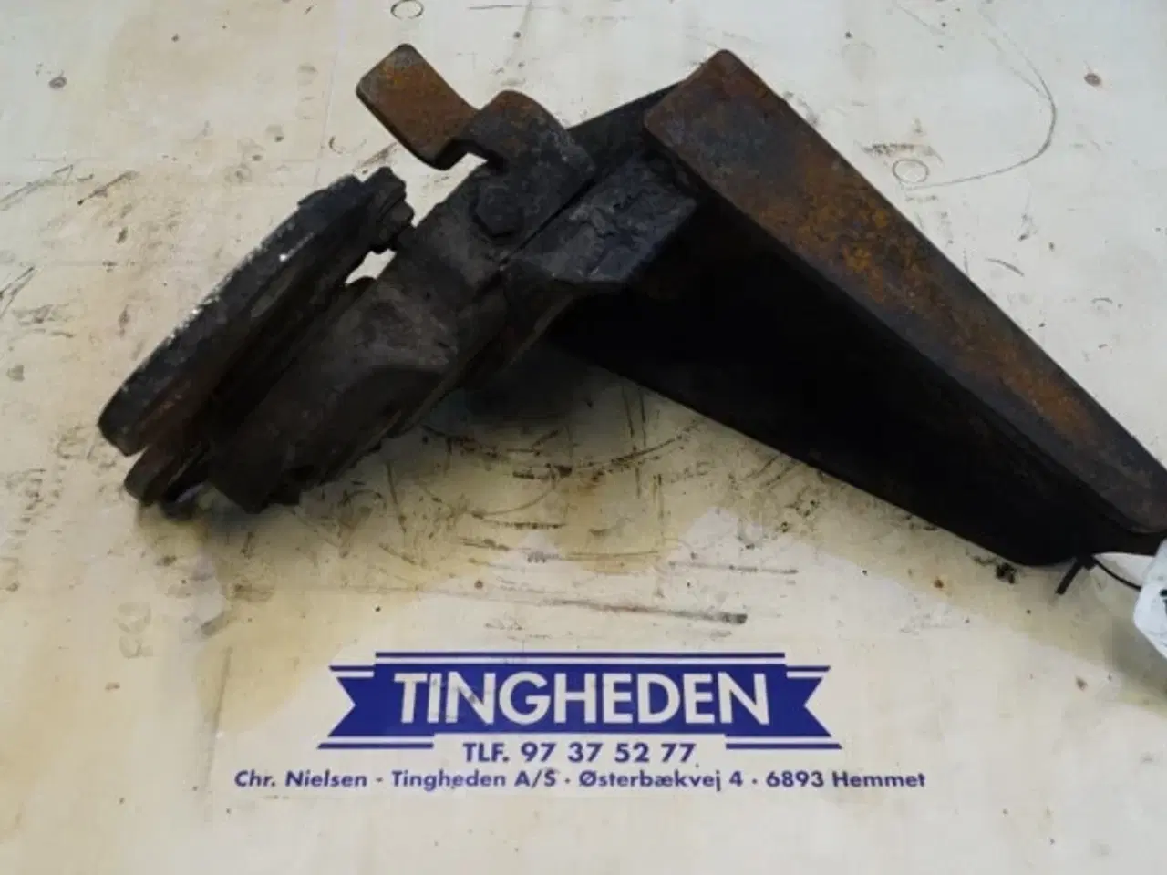 Billede 1 - Case Maxxum 115 R.H. Skærmbeslag 87748075