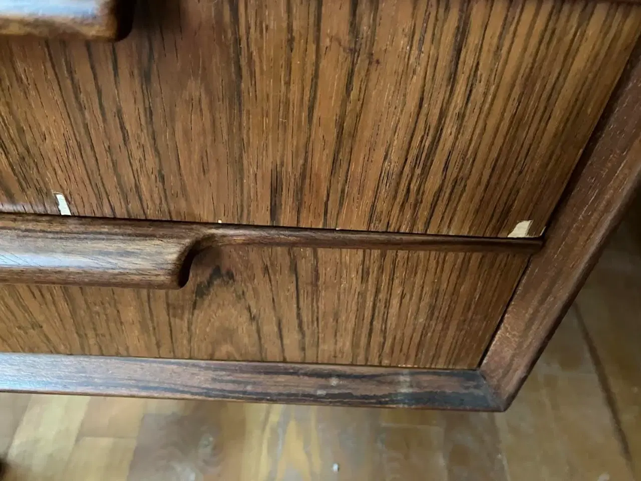 Billede 8 - Palisander skrivebord med palisander papirkurv.