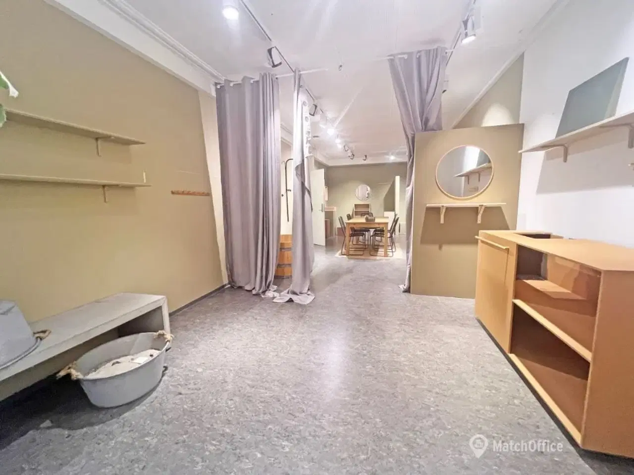 Billede 9 - Flotte og fleksible lokaler med stor synlighed mod Indre Ringvej - i alt ca. 660 kvm