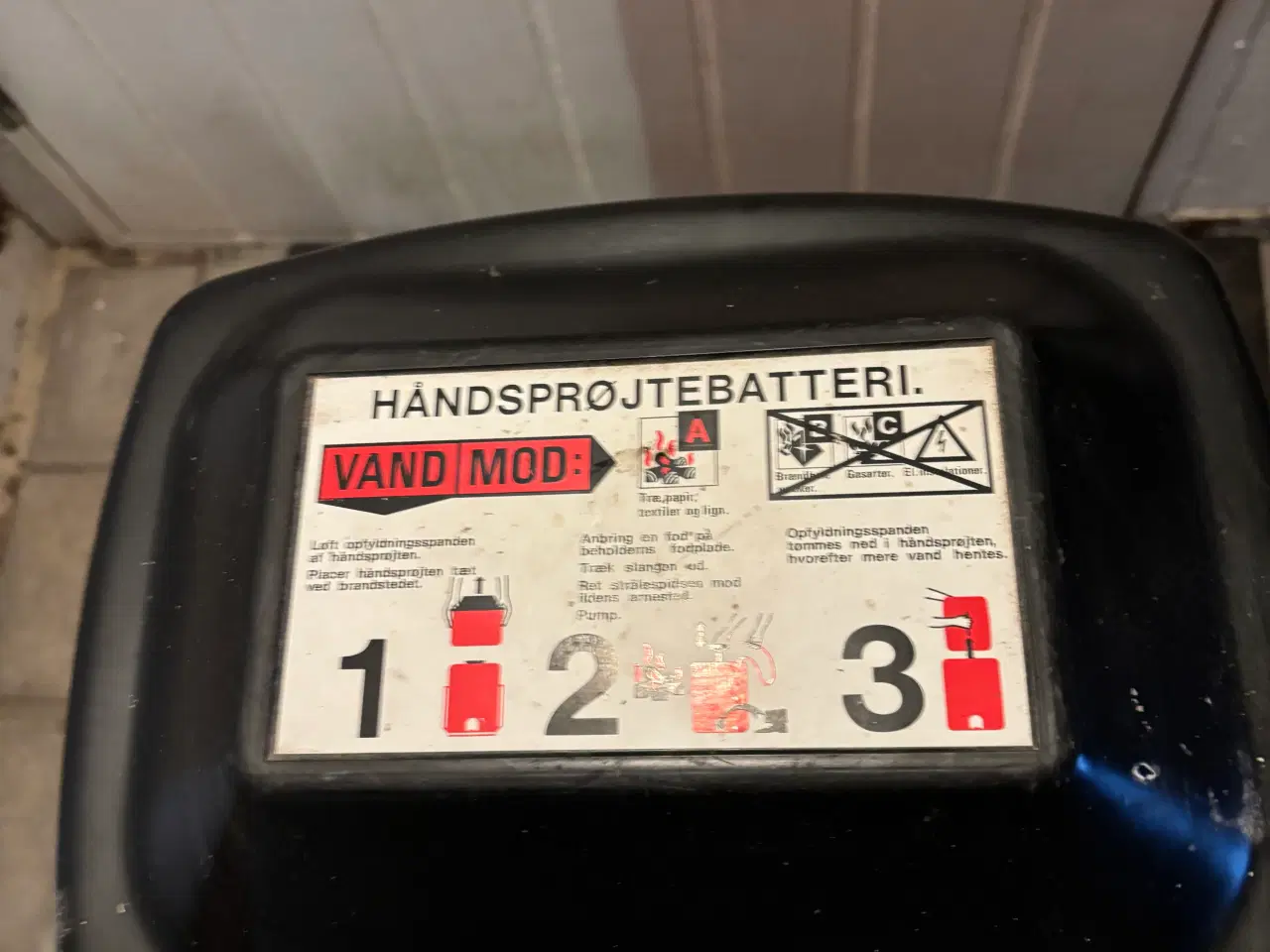 Billede 1 - Brand materiel 