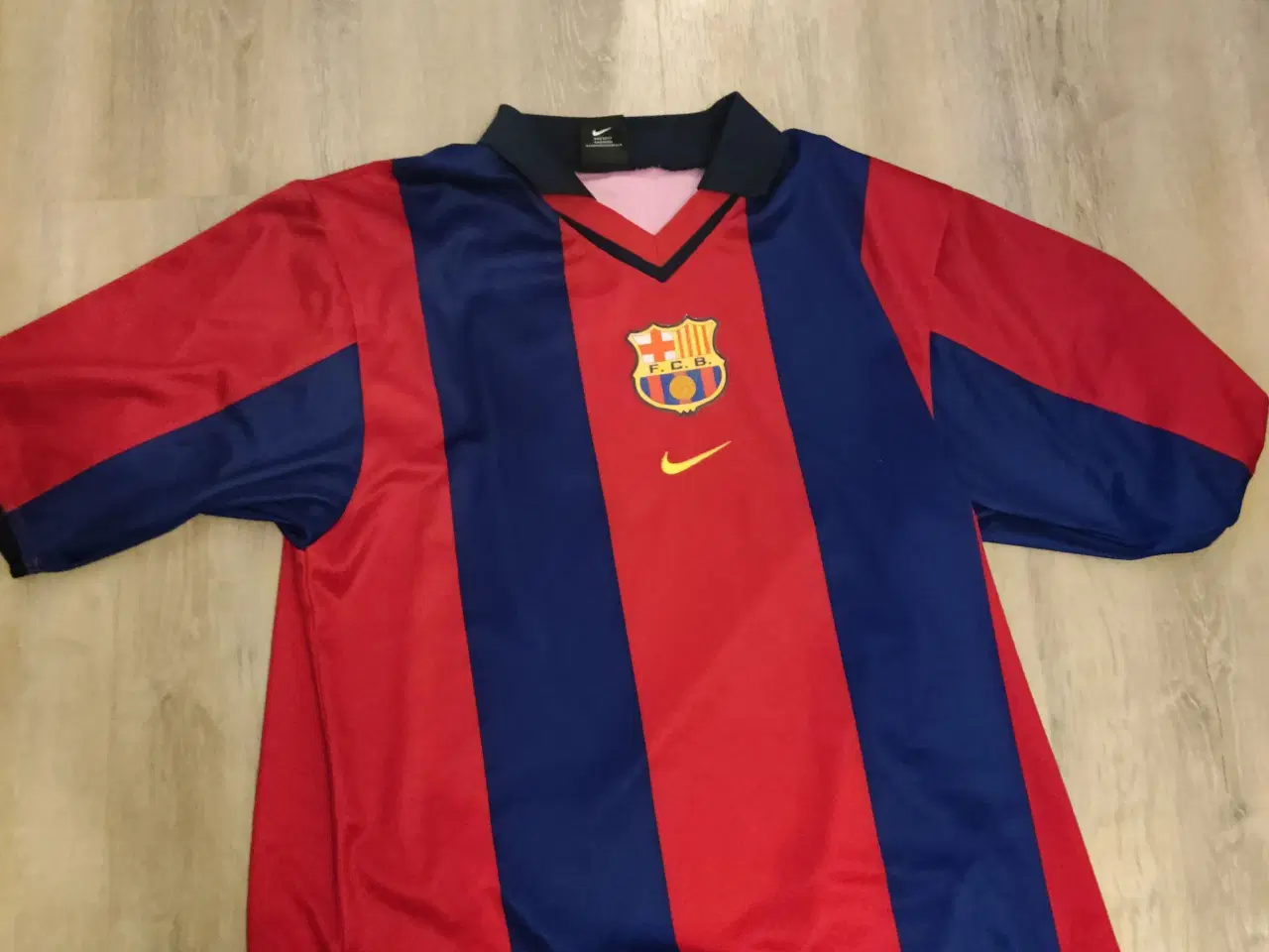 Billede 1 - Barcelona hjemmebane trøje 2000-01