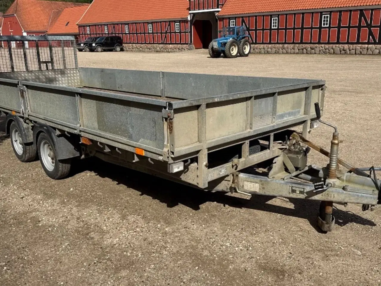 Billede 4 - Ifor Williams boogie-trailer med tip og rampe