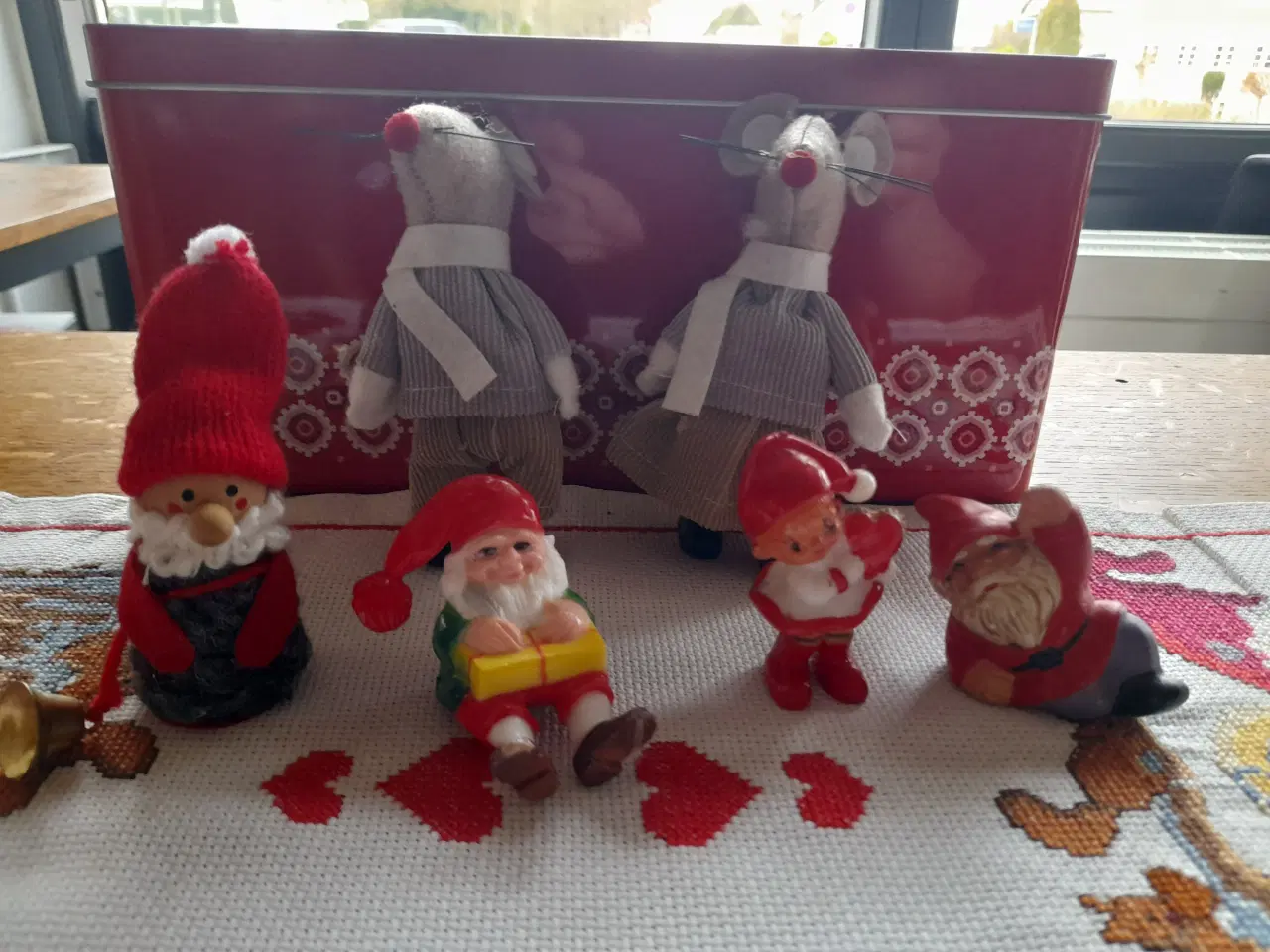 Billede 3 - Julepynt 6 dele, bl.a 2 stk Karen K nisser.