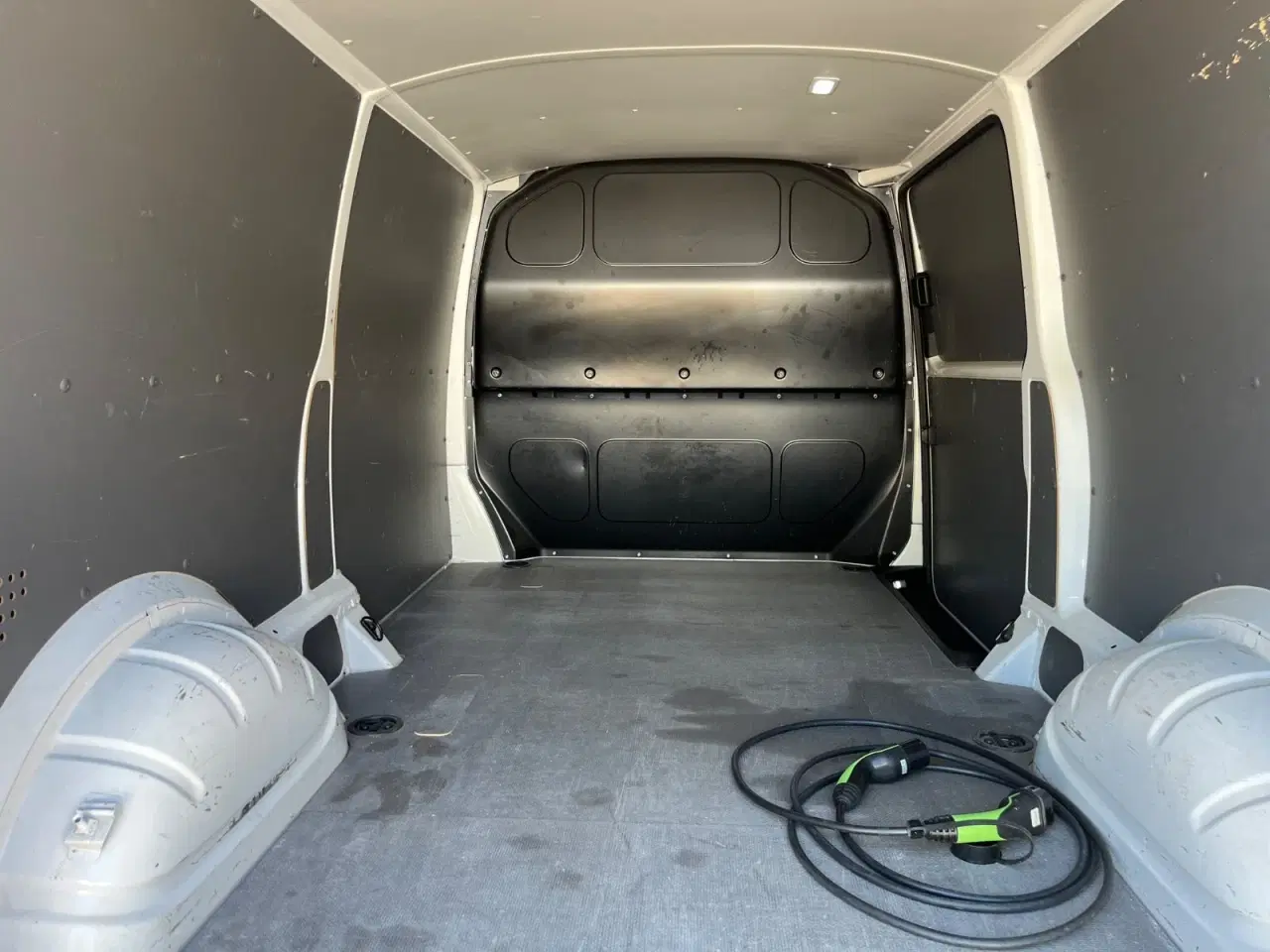 Billede 12 - VW e-Transporter  ABT Kassevogn lang