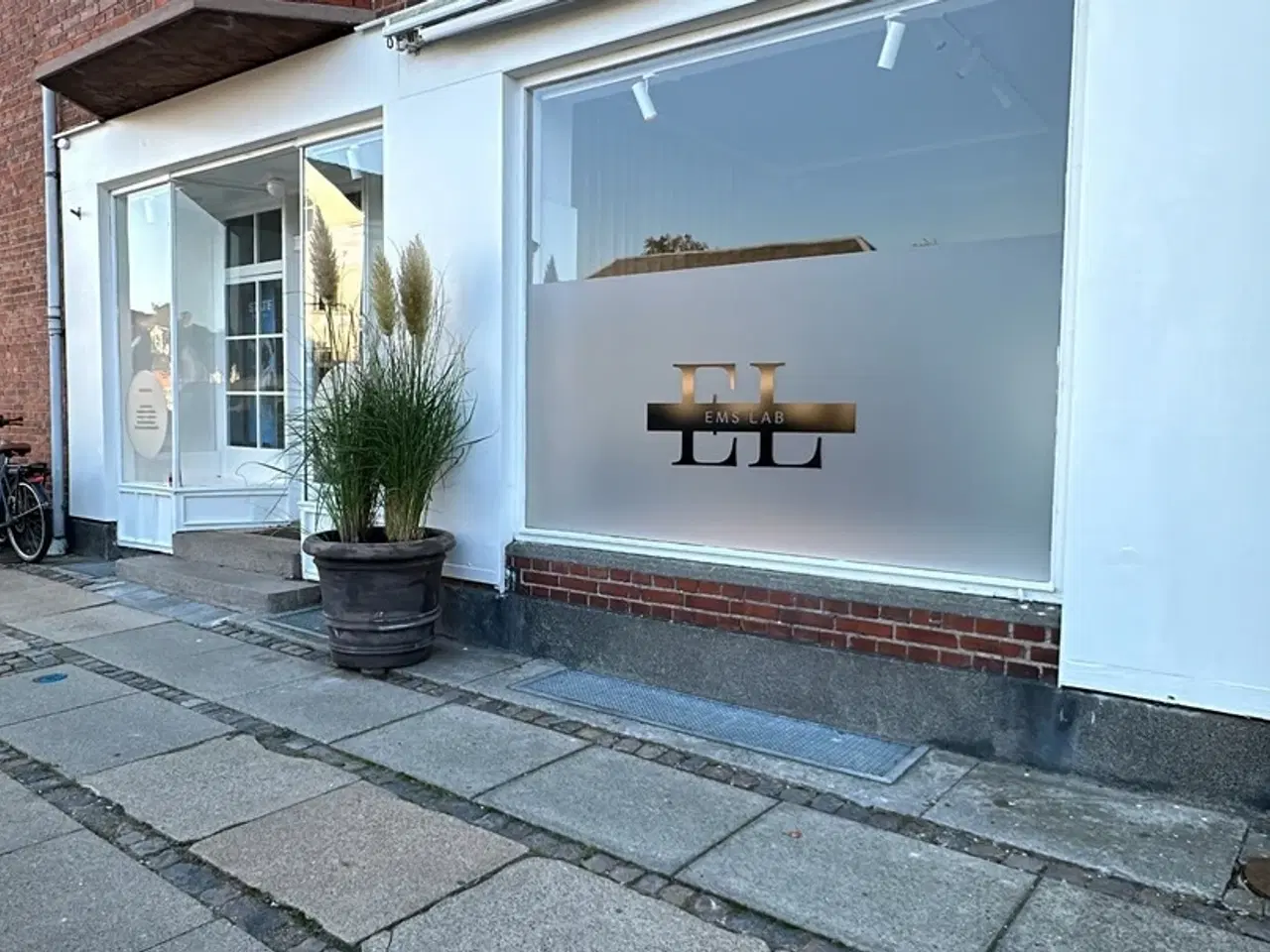 Billede 2 - Smukkeste lokale på Strandvejen i Skovshoved.