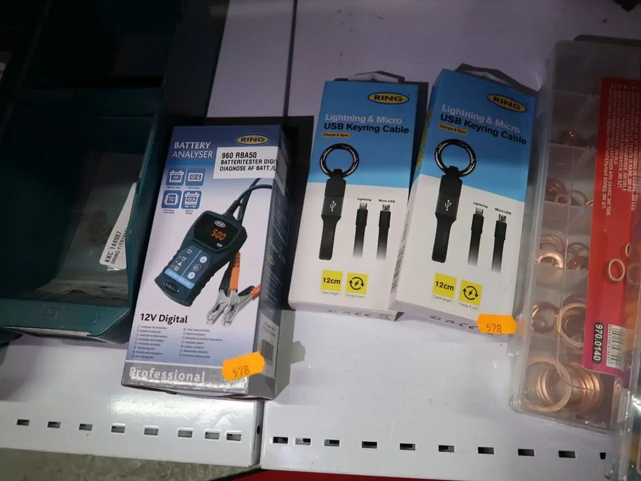 Billede 1 - batteritester samt 2 akbler RING