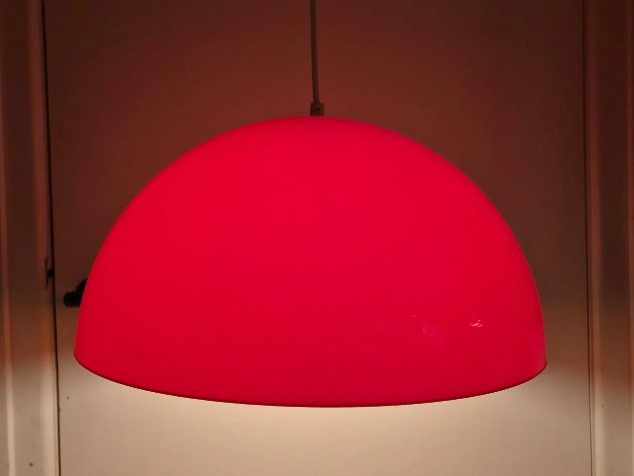 Billede 4 - Flot stor retrolampe i transparent plast