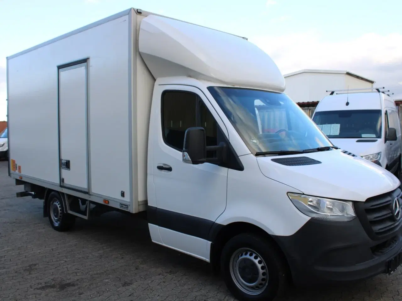 Billede 2 - Mercedes Sprinter 314 2,2 CDi A2 Alukasse m/lift FWD
