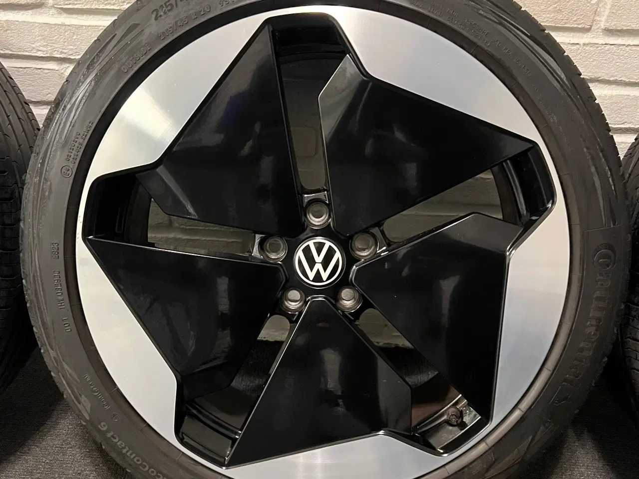 Billede 3 - Originale 20” ID3 fælge med dæk