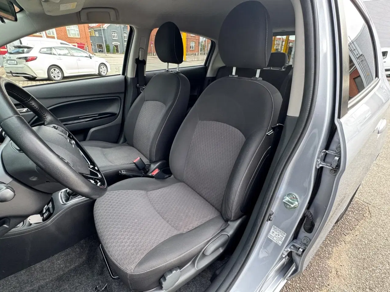 Billede 10 - Mitsubishi Space Star 1,2 Invite+