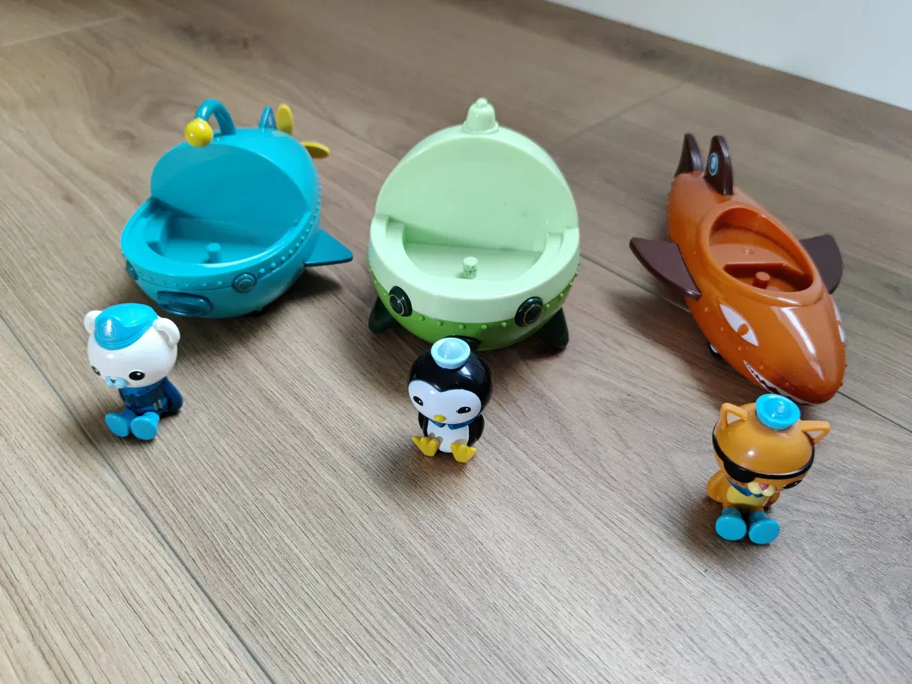 Billede 2 - Spruttepatrulje / "Octonauts"  figurer + stor nøgl