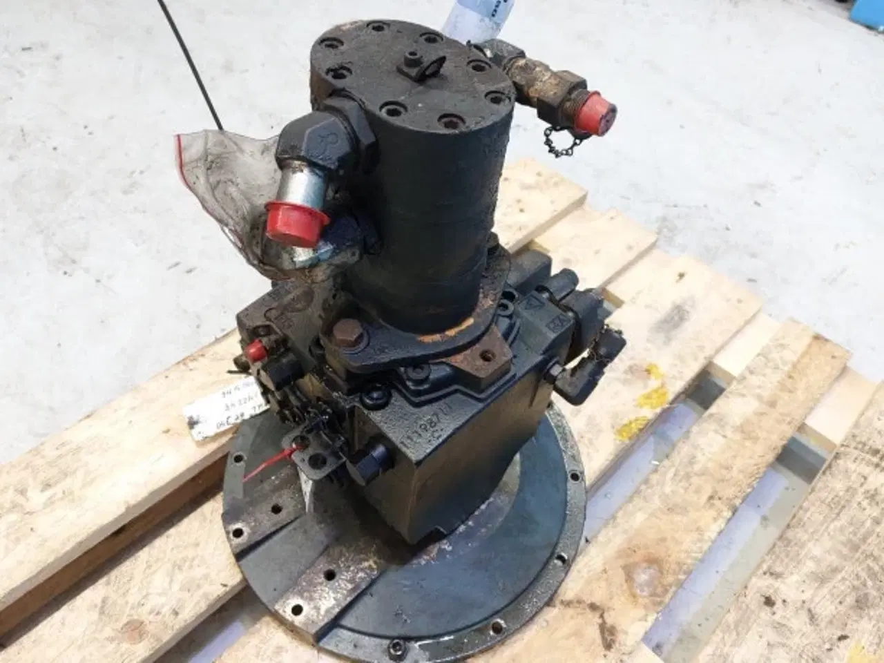 Billede 11 - GEHL AL750 Hydraulikpumpe 50307761