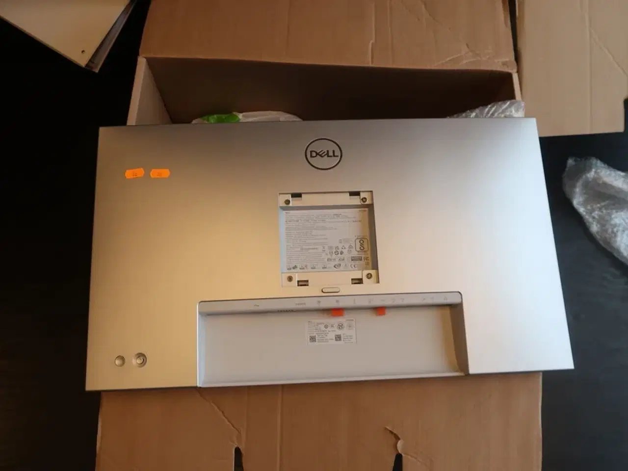 Billede 3 - Skærm 27" DELL U2724DE m. fod