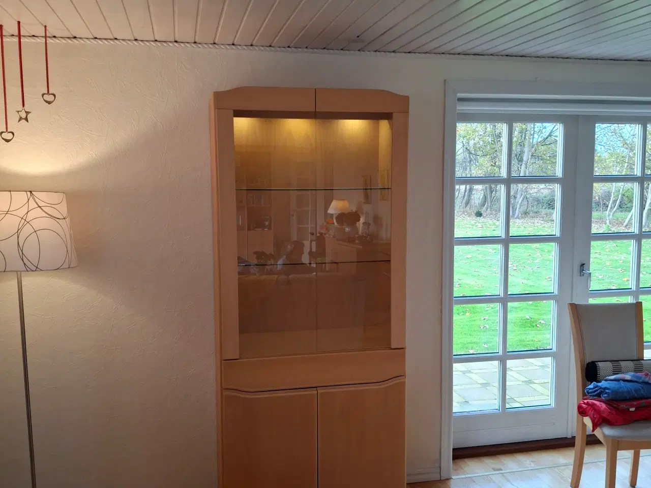 Billede 2 - Skovby vitrine skab
