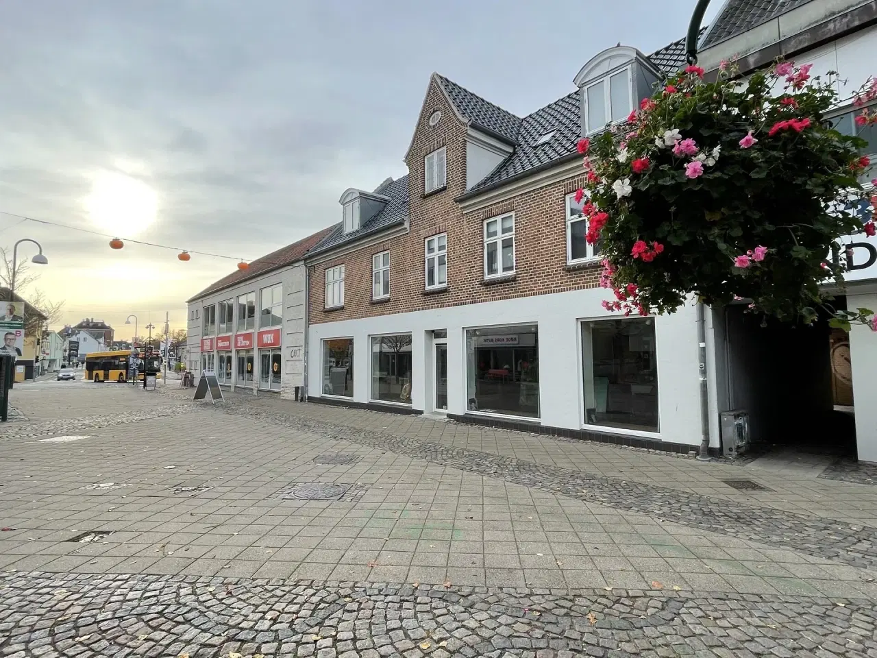 Billede 1 - Butikslejemål med god synlighed i gågaden