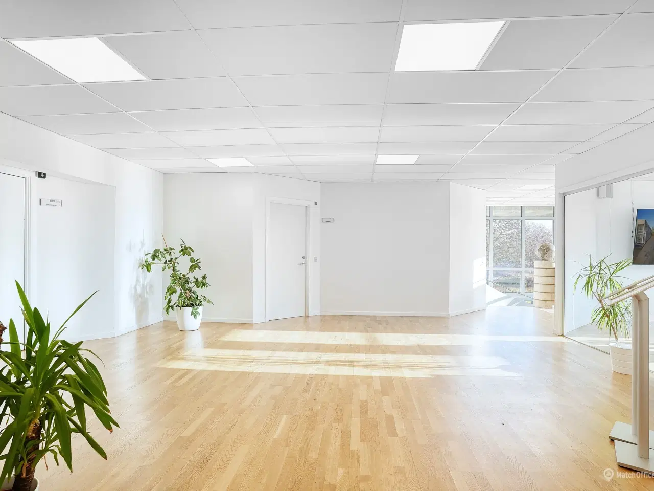 Billede 5 - Kontor. administration. showroom. callcenter. webshop. let montage mm.