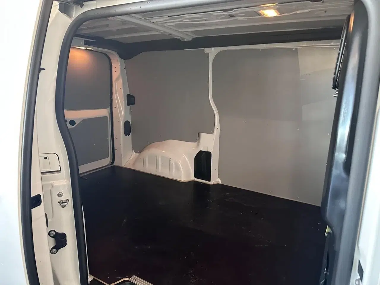 Billede 11 - Peugeot Expert 2,0 BlueHDi 122 L2 Premium EAT8 Van
