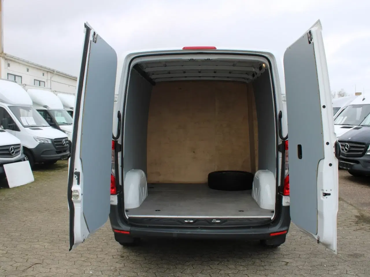 Billede 9 - Mercedes Sprinter 314 2,2 CDi A2 Mandskabsvogn FWD