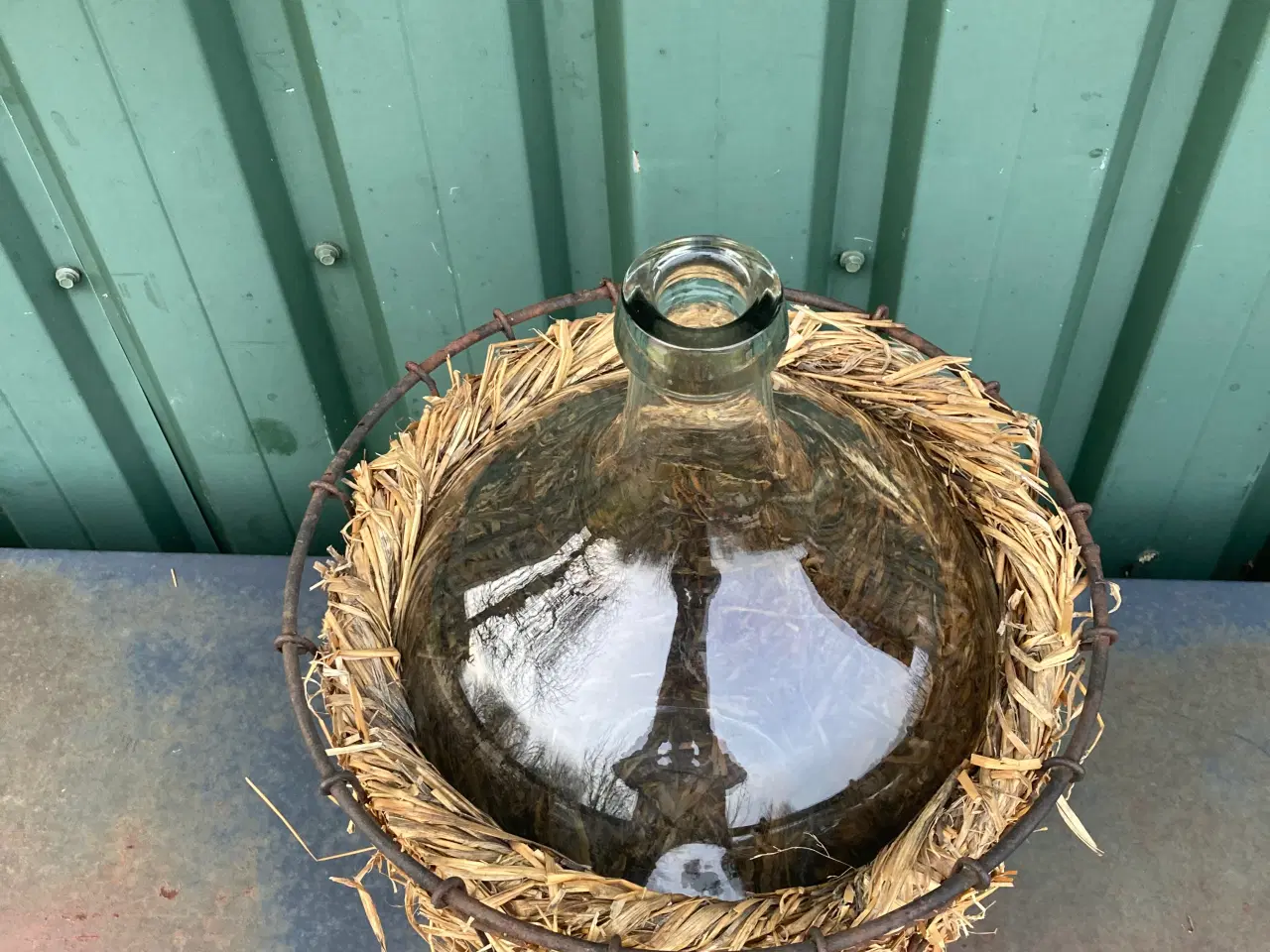 Billede 10 - Vinballon i kurv