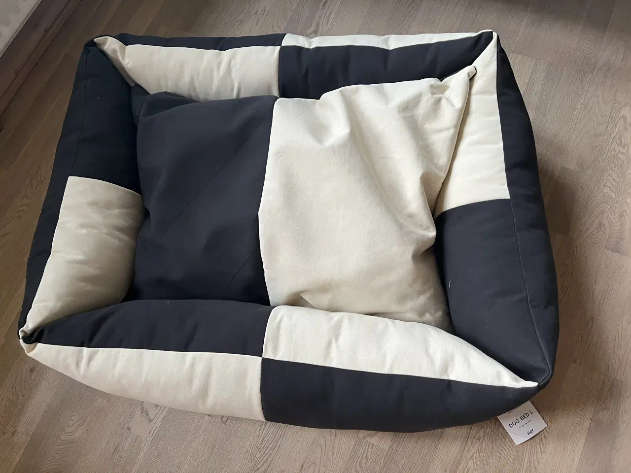 Billede 2 - HAY hunde seng Large. Pris 850