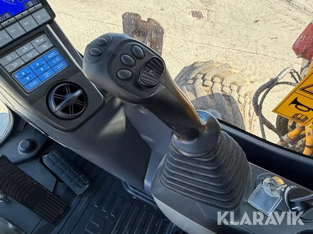 Billede 11 - Materielhåndteringsmaskine Komatsu PW160-10 med sortergrab og skovl