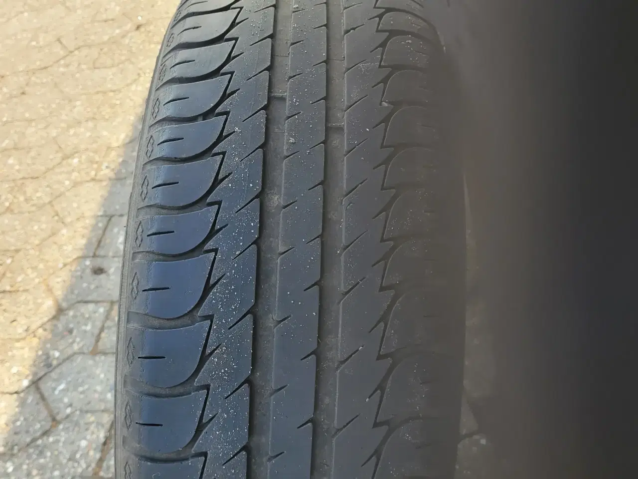 Billede 4 - 4 Sommerdæk med fælge til Ford c max.
