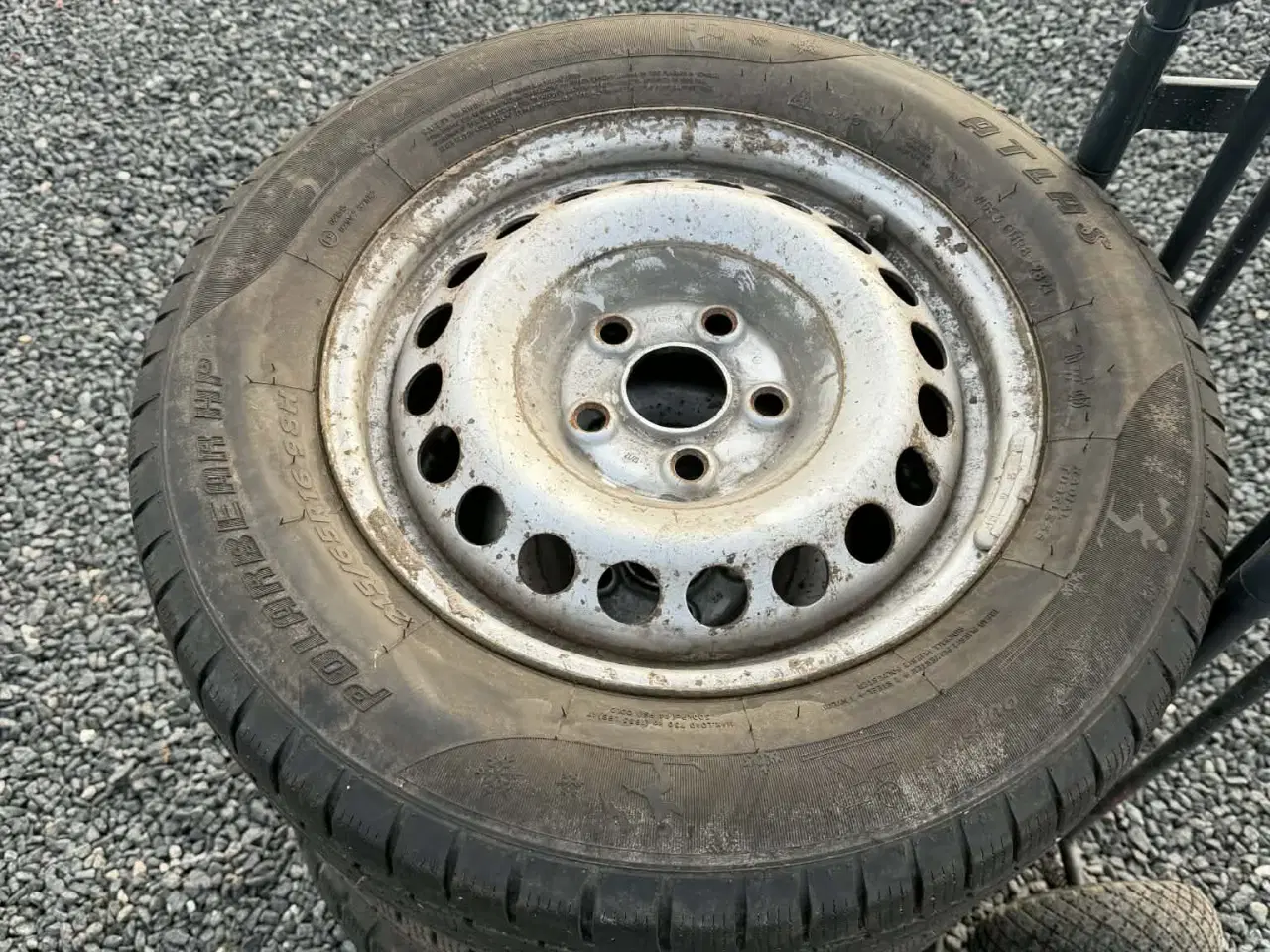 Billede 1 - 16" Stålfælge til VW med vinterdæk