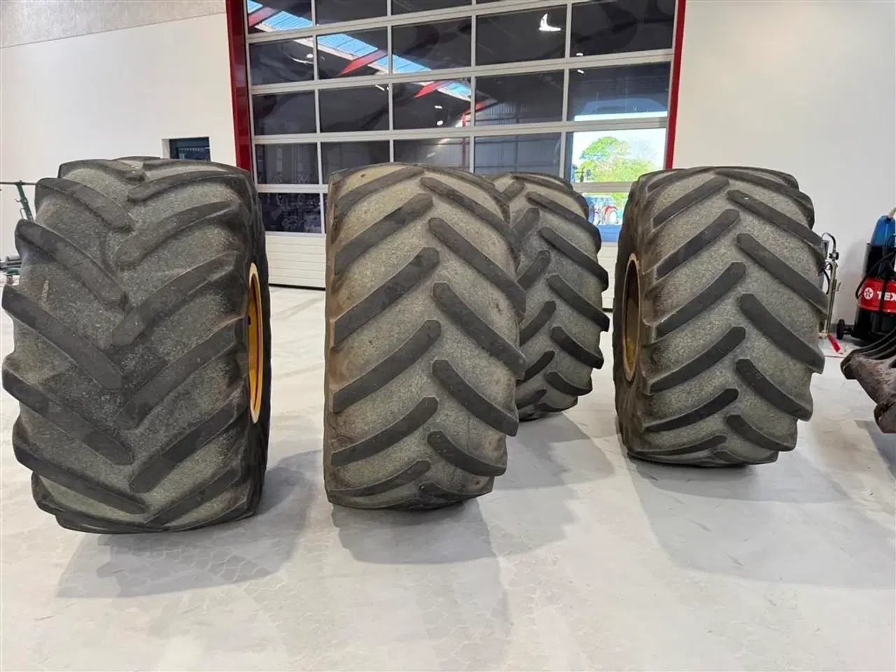 Billede 7 - Michelin 750/65R26 4 STK KOMPLETTE HJUL TIL VOLVO L70 OG L90