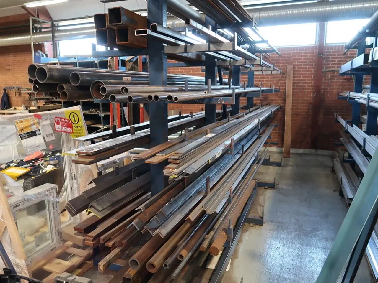 Billede 3 - Grenreol med div. Jern