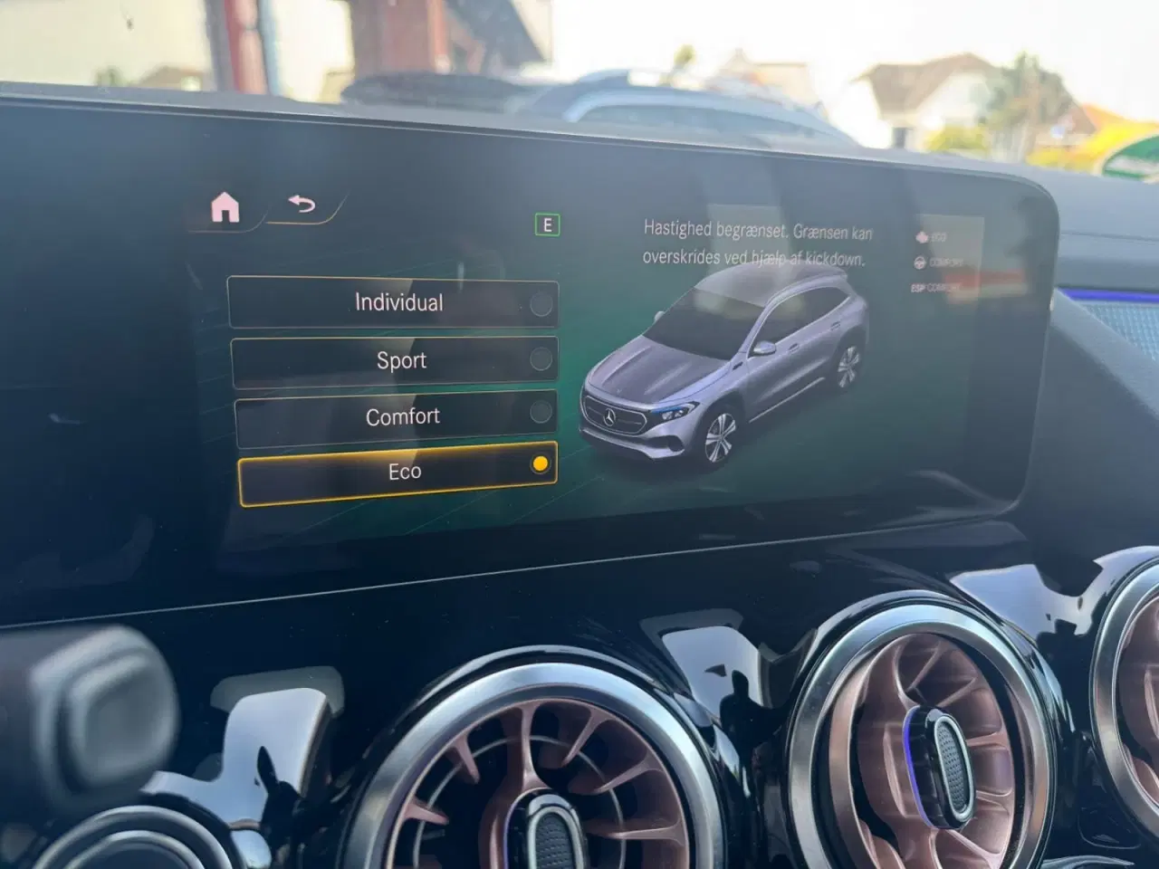 Billede 9 - Mercedes EQA250+  