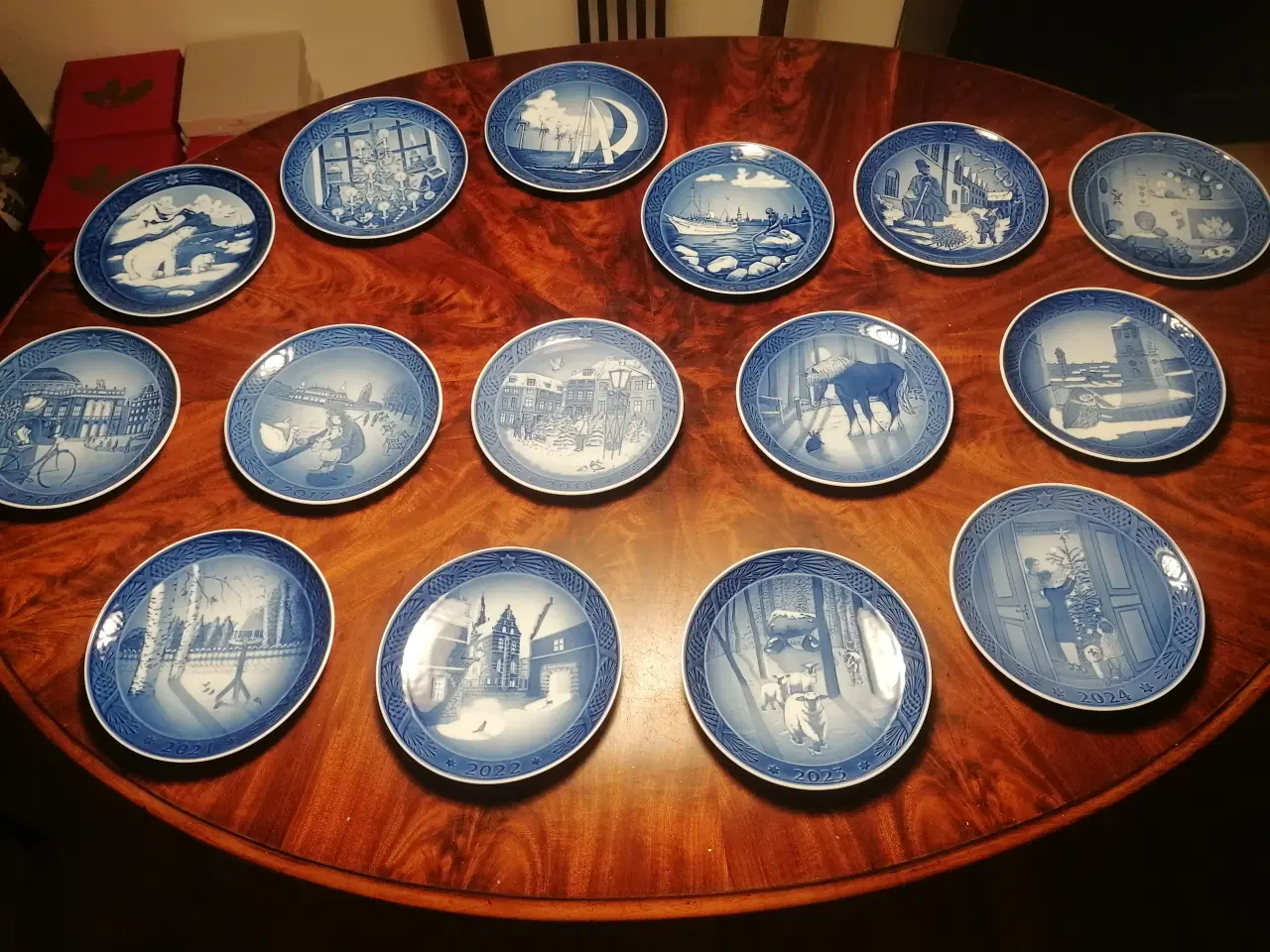 Billede 1 - Royal Copenhagen juleplatter 2010-2024