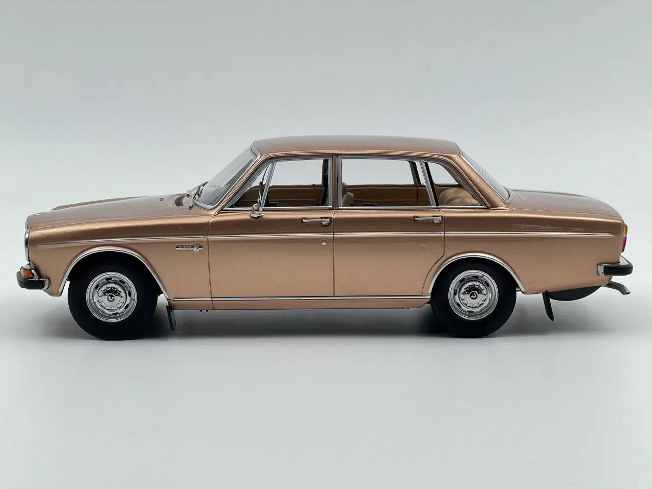 Billede 4 - 1969 Volvo 164 1:18  Super flot 