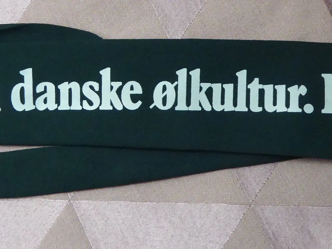 Billede 2 - Kæmpe øl oplukker samt diverse Tuborg reklamedele