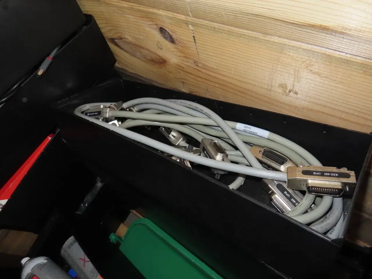 Billede 10 - Palle med rester fra TC ELECTRONIC