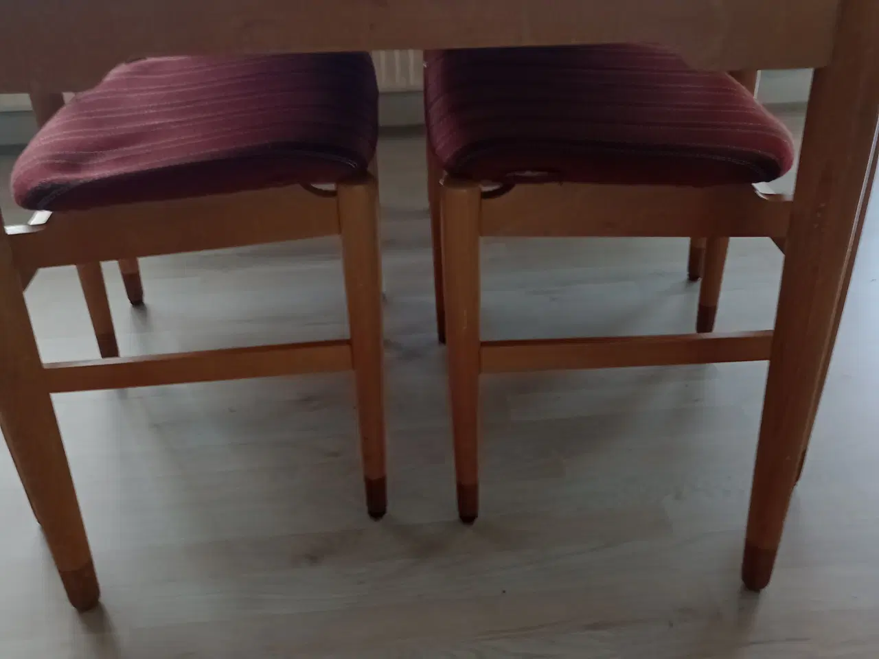 Billede 5 - Vintage Spisebord m udtræk og stole