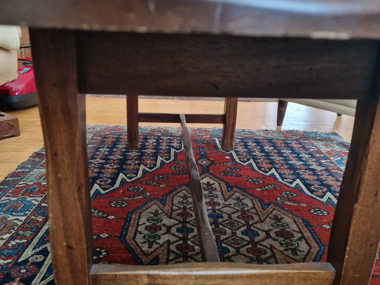 Billede 3 - Sofabord i massiv mahogni