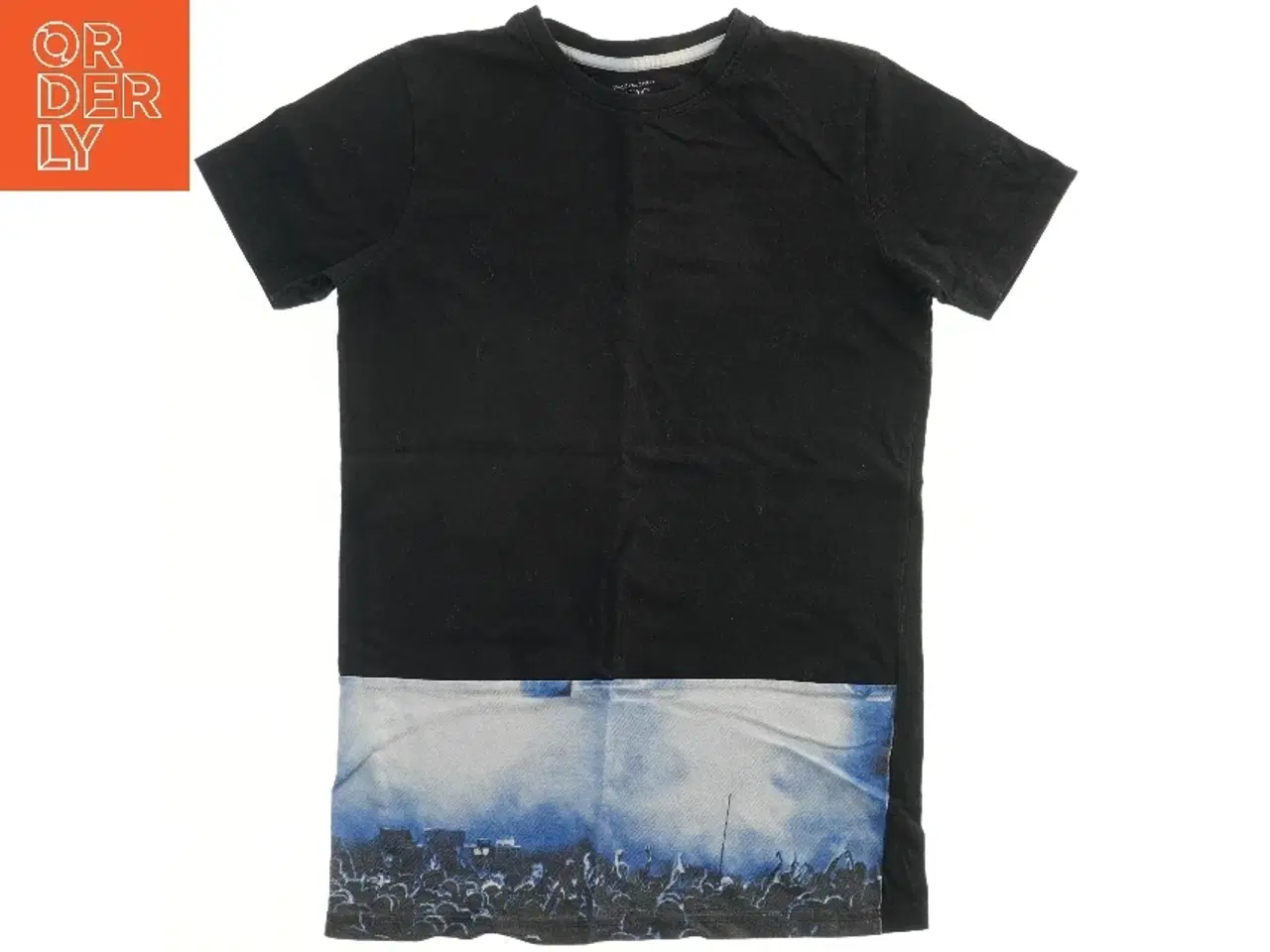 Billede 2 - T-Shirt med koncertprint fra VRS (str. 146)