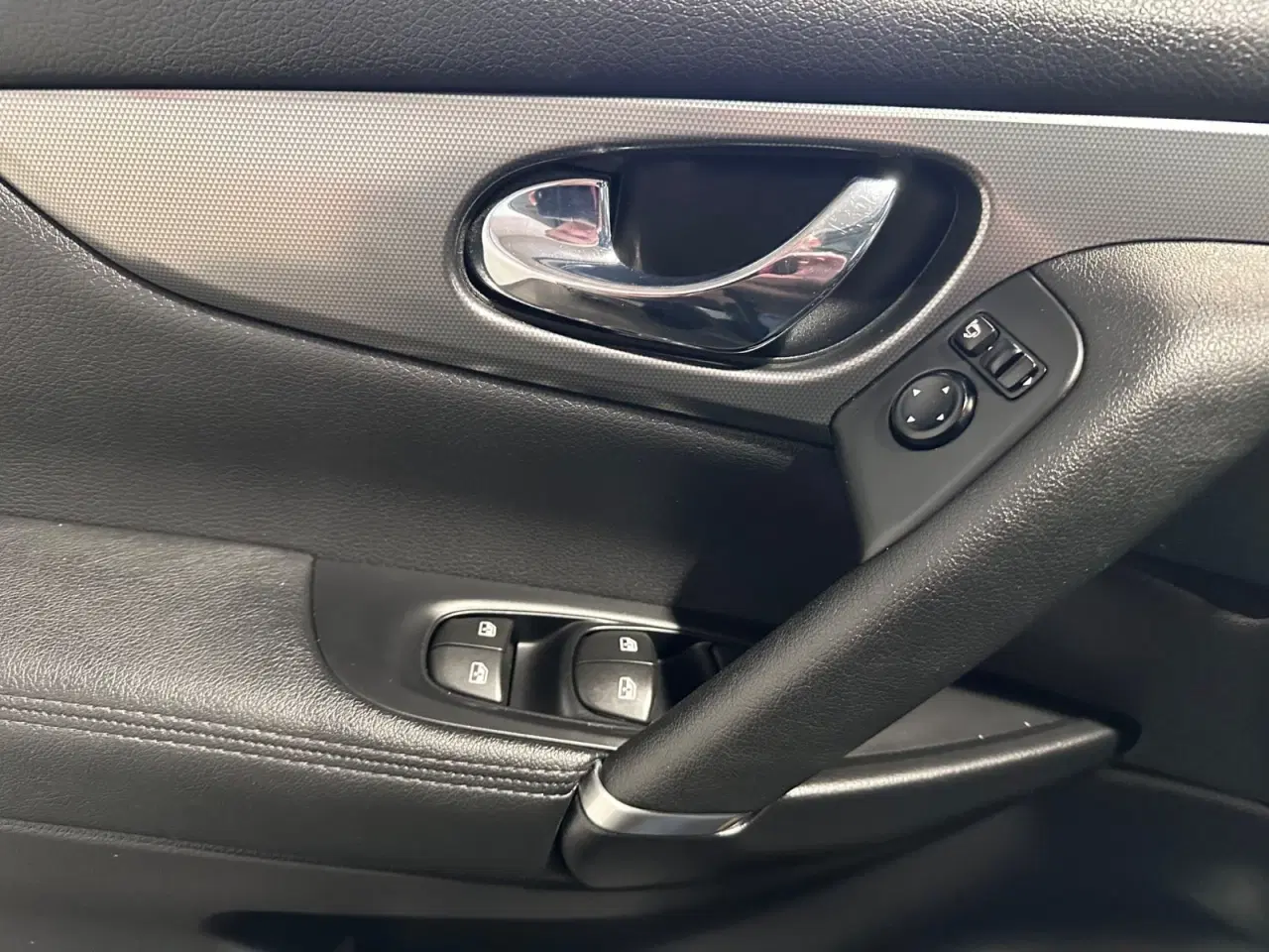 Billede 11 - Nissan Qashqai 1,3 Dig-T 140 Tekna