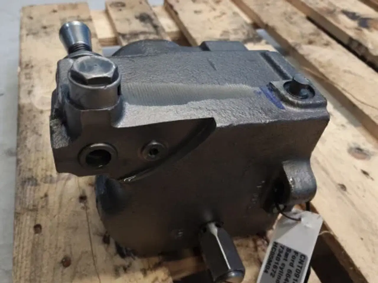 Billede 12 - Ford 6640 Sæt Cylinder Valve 73401672