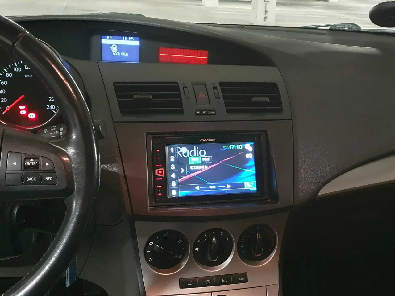 Billede 5 - Mazda 3 sedan 1,6 