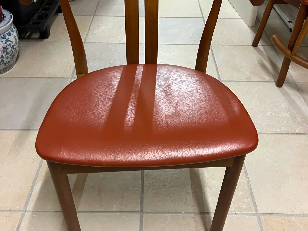 Billede 5 - Naver spisebordssæt i kirsebærtræ med 6 stole