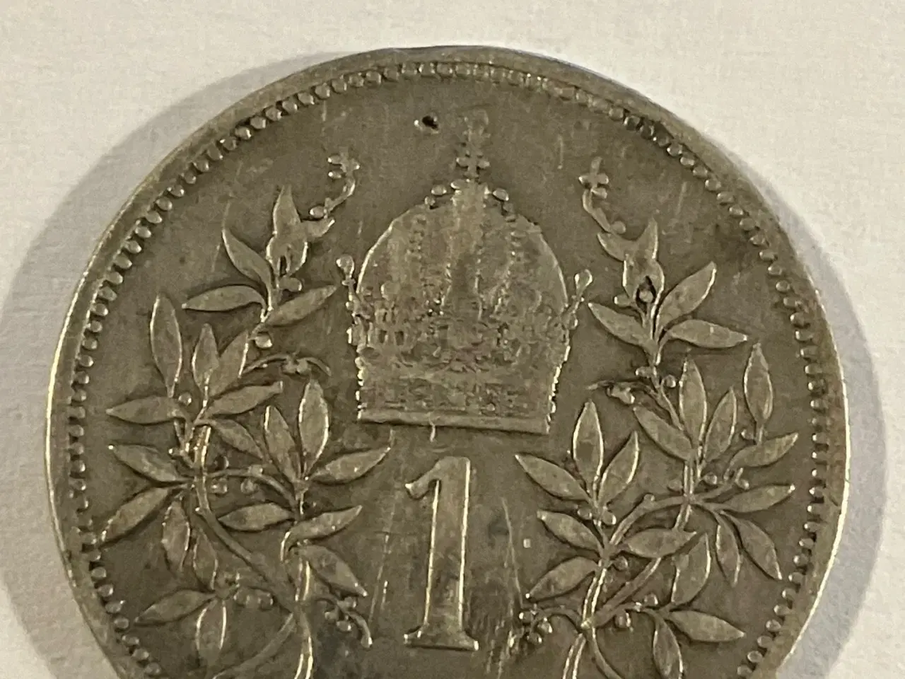 Billede 1 - 1 Korona 1894 Austria - Bemærk skade på front