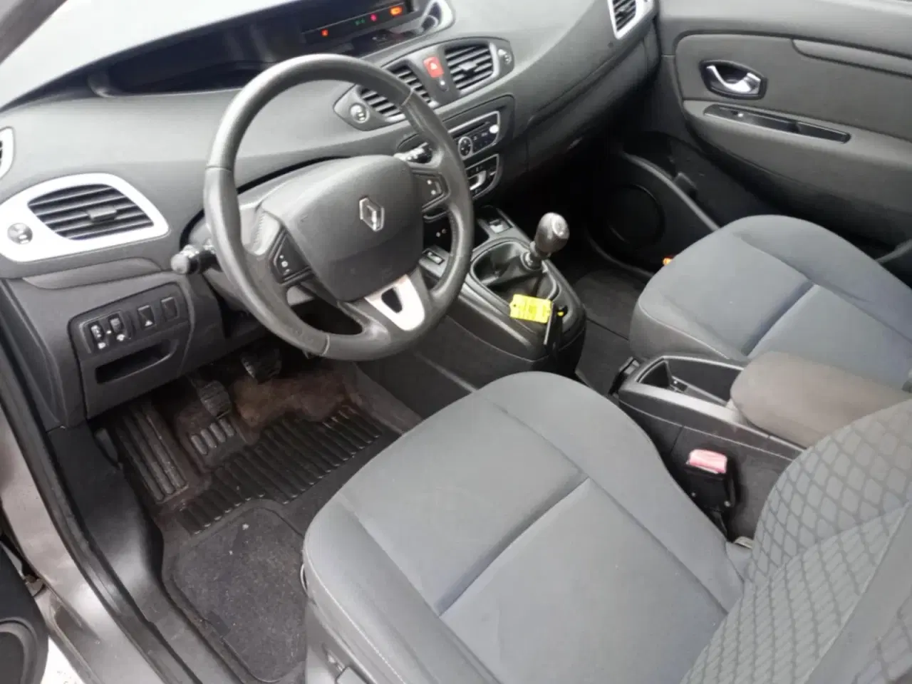 Billede 7 - Renault Grand Scenic III 1,9 dCi 130 Dynamique